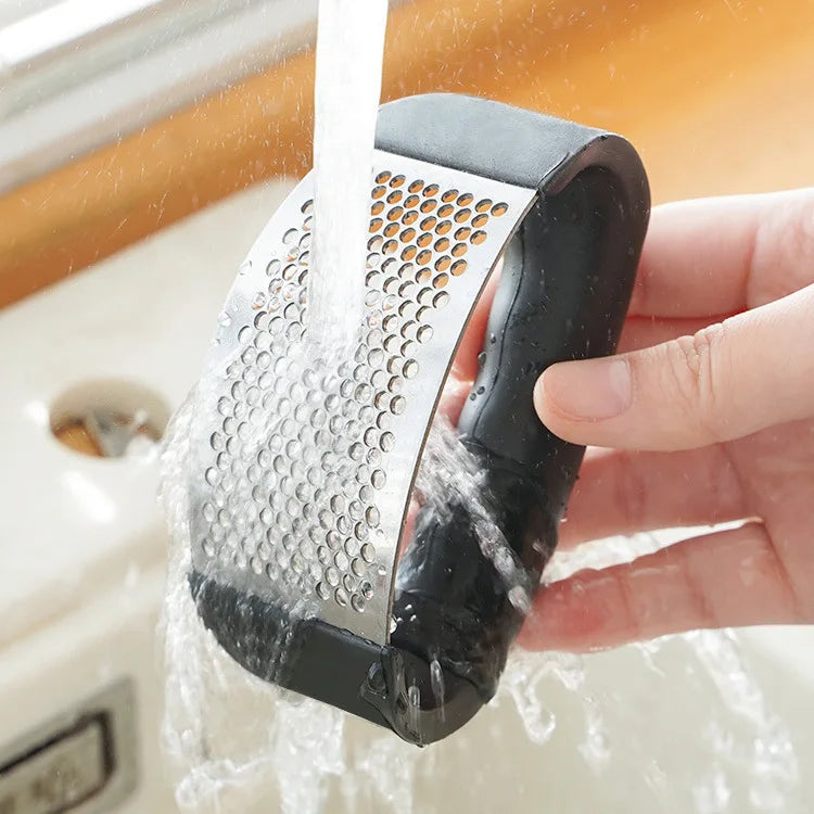 Stainless Steel Garlic Press — Easy-Squeeze Mincer & Crusher
